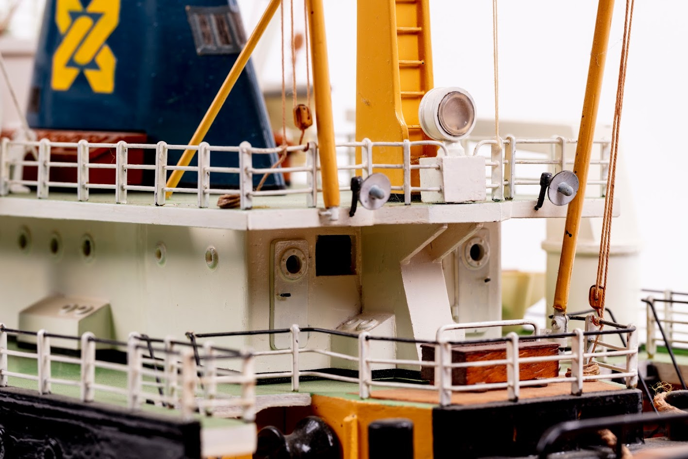 -image_Billing Boats_BB592_38