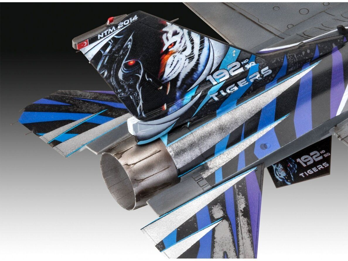 -image_Revell_03844_2