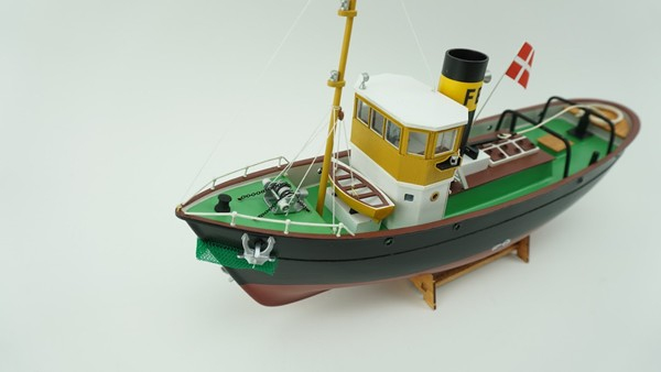 -image_Billing Boats_BB244_2