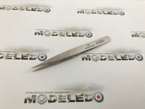 Adammed PASSP/9 Pęseta stalowa prosta wewnątrz gładka dł. 9 cm 