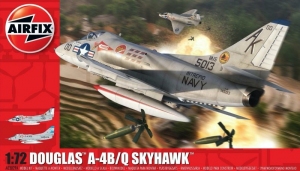 Douglas A-4B/Q Skyhawk model Airfix A03029A in 1-72