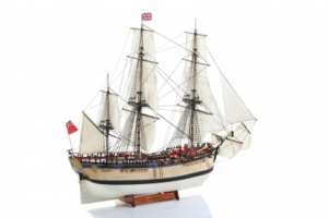 HMS Endeavour - wooden model BB514 in 1-50 