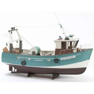 Trawler Boulogne Etaples wooden model Billing Boats BB534 in 1-20 