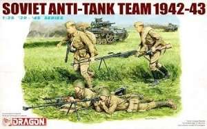 Soviet Anti-Tank Team 1942-43 figure in scale 1-35