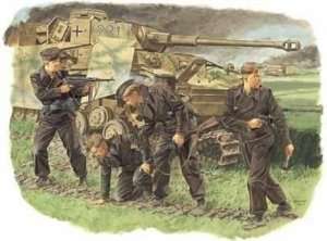 Survivors, Panzer Crew (Kursk 1943) in scale 1-35