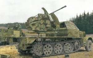 3.7cm Flak 43 auf Sd.Kfz.7/2 in scale 1-35 Dragon 6553