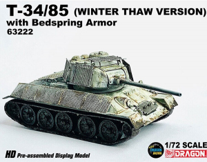 Dragon Armor 63222 T-34/85 with Bedspring Armor (Winter Thaw Version)