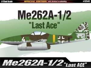 Academy 12542 Fighter Messerschmitt Me262A-1/2 in scale 1-72