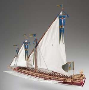 D015 La Real wooden ship model kit