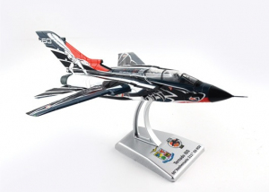 Gotowy model samolot Tornado IDS 1/100 - Italeri 48211