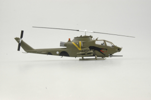 Gotowy model AH-1S Cobra Israeli Air Force No.234 Easy Model 37097