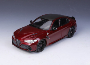Die Cast Alfa Romeo Giulia GTA Dark Red Metallic 2020 1/18 - Bburago 11048