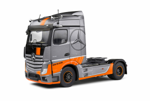 Die Cast Mercedes-Benz Actros L Grand Prix Edition Silver 2019 1/24 - Solido 2400202