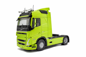 Gotowy model Volvo Fh16 750 Globetrotter Xl Tractor Truck 2-Assi 2021 Neon Green 1/24 Solido 2400107