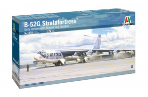 B-52G Stratofortress model Italeri 1451 in 1-72