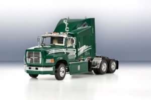 Italeri 3891 Samochód ciężarowy Ford Aeromax 106