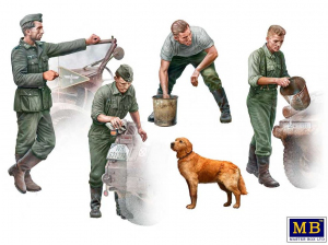 MB-35237 Schnelle Truppen.German drivers.WWII 1/35 