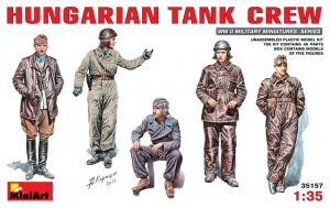 Hungarian Tank Crew MiniArt 35157 in 1-35