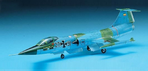 Model Academy 12443 F-104G Starfighter 1:72