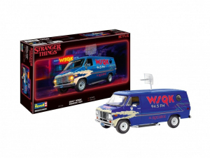 Revell 07732 GMC WSQK Squawk Van Stranger Things 1/25