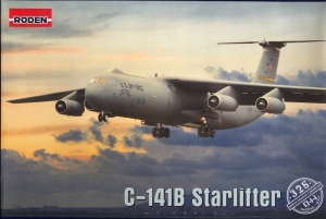 C-141B Starlifter model Roden 325 in 1-144