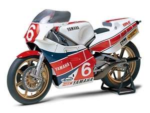 Yamaha YZR500 (OW70) Taira Version model Tamiya in 1-12