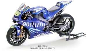 Tamiya 14098 Yamaha YZR-M1 04 No.46/No.17