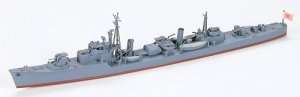 Japanese Navy Destroyer Matsu model Tamiya in 1-700