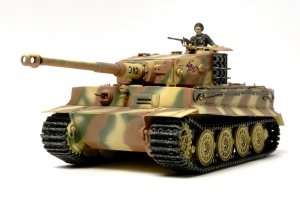 German tank Tiger I in scale 1-48 Tamiya 32575