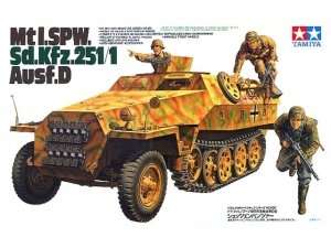 German Mtl. SPW. Sd.Kfz. 251/1 Ausf. D in scale 1-35