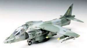 Tamiya 60721 McDonnell Douglas AV-8B Harrier II