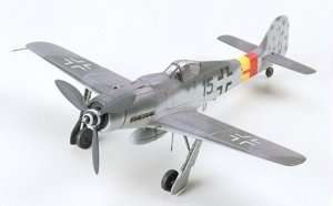 Tamiya 60751 Focke-Wulf Fw190 D-9