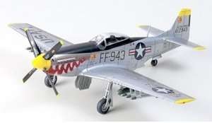 North American F-51D Mustang in scale 1-72