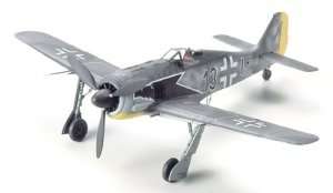 Focke-Wulf Fw190 A-3 model in scale 1-72