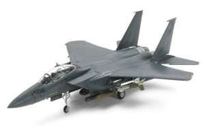 Tamiya 60783 F-15E Strike Eagle