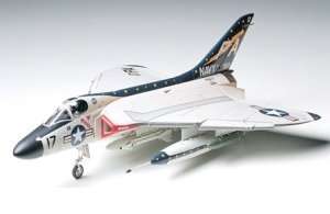 Tamiya 61055 Douglas F4D-1 Skyray