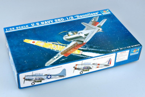 Trumpeter 02241 US Navy SBD-1/2 Dauntless 1:32