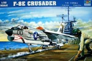 Fighter F8E Crusader Trumpeter 02272