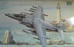 Model RAF Harrier Gr. MK.7 in scale 1:32 