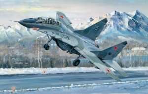 MiG-29UB Fulcrum model in scale 1-32 Trumpeter