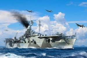 German Navy Aircraft Carrier DKM Graf Zeppelin in scale 1-700