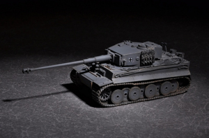 German Tiger with 88mm kwk L/71 model Trumpeter 07164 in 1-72