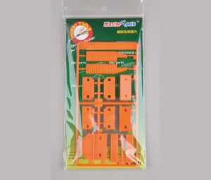 Trumpeter 09917 Model Saw