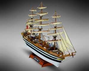 Amerigo Vespucci - Mamoli MM10 - wooden ship model kit
