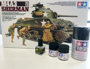Gift set model M4A3 Sherman 1-35 Tamiya 35250 with paints and glue