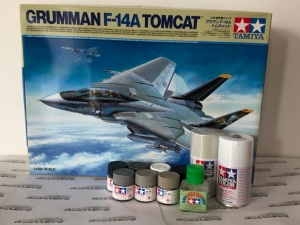 Gift Set Tamiya 61114 F-14A Tomcat with paints and glue