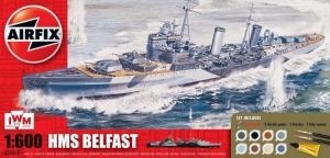 HMS Belfast model set Airfix A50069 in 1-600