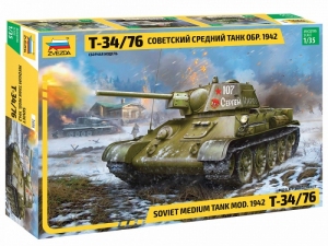 Soviet medium tank T-34/76 mod. 1942 model Zvezda 3686 in 1-35
