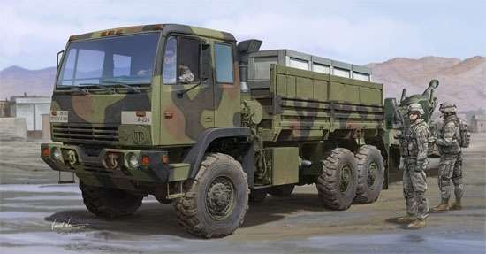 Amerykańska ciężarówka wojskowa M1083 FMTV, plastikowy model do sklejania Trumpeter 01007 w skali 1:35-image_Trumpeter_01007_1