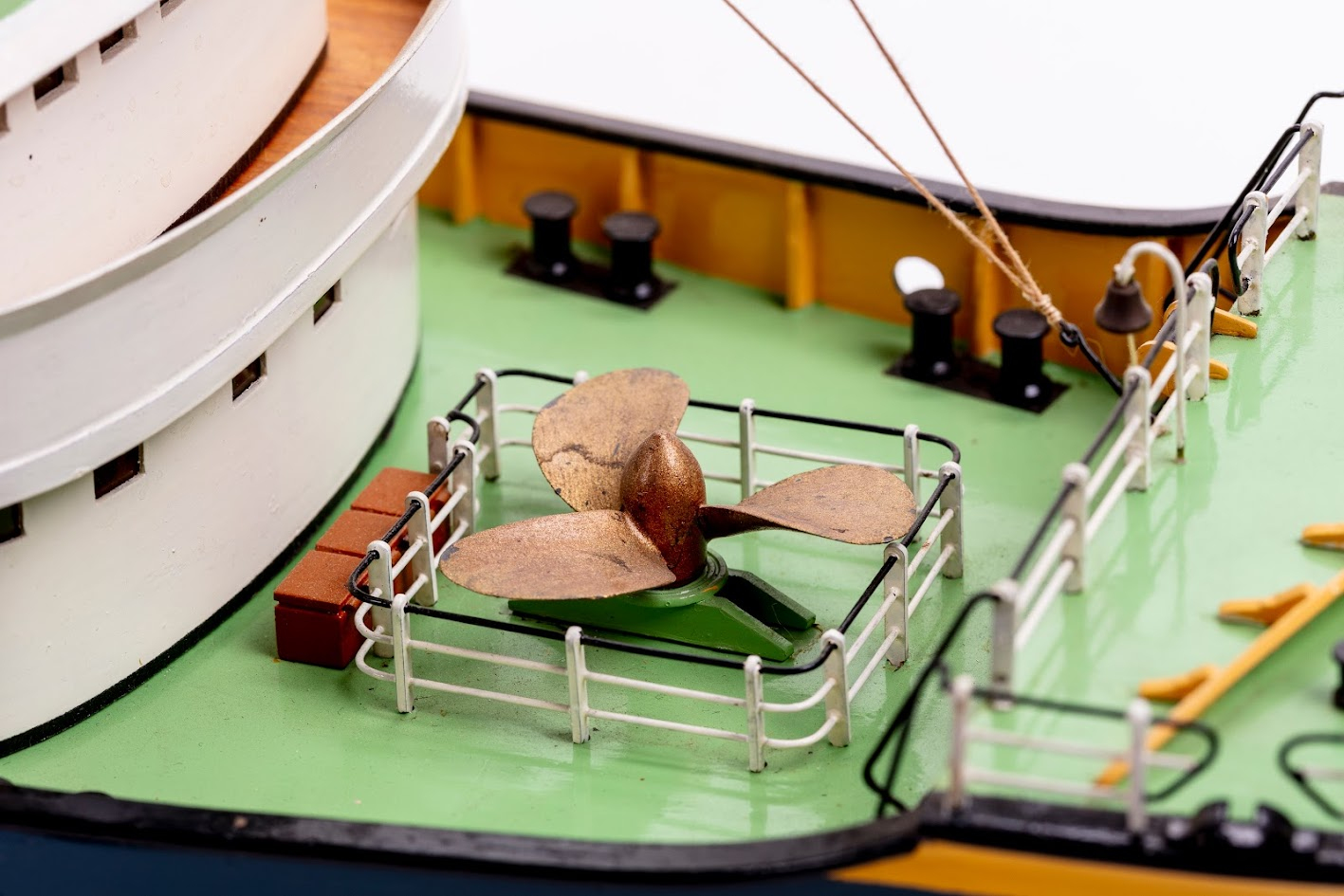 -image_Billing Boats_BB592_31